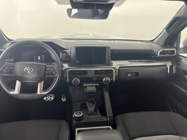 Used 2025 Toyota Tacoma TRD Sport AWD/4WD image 20