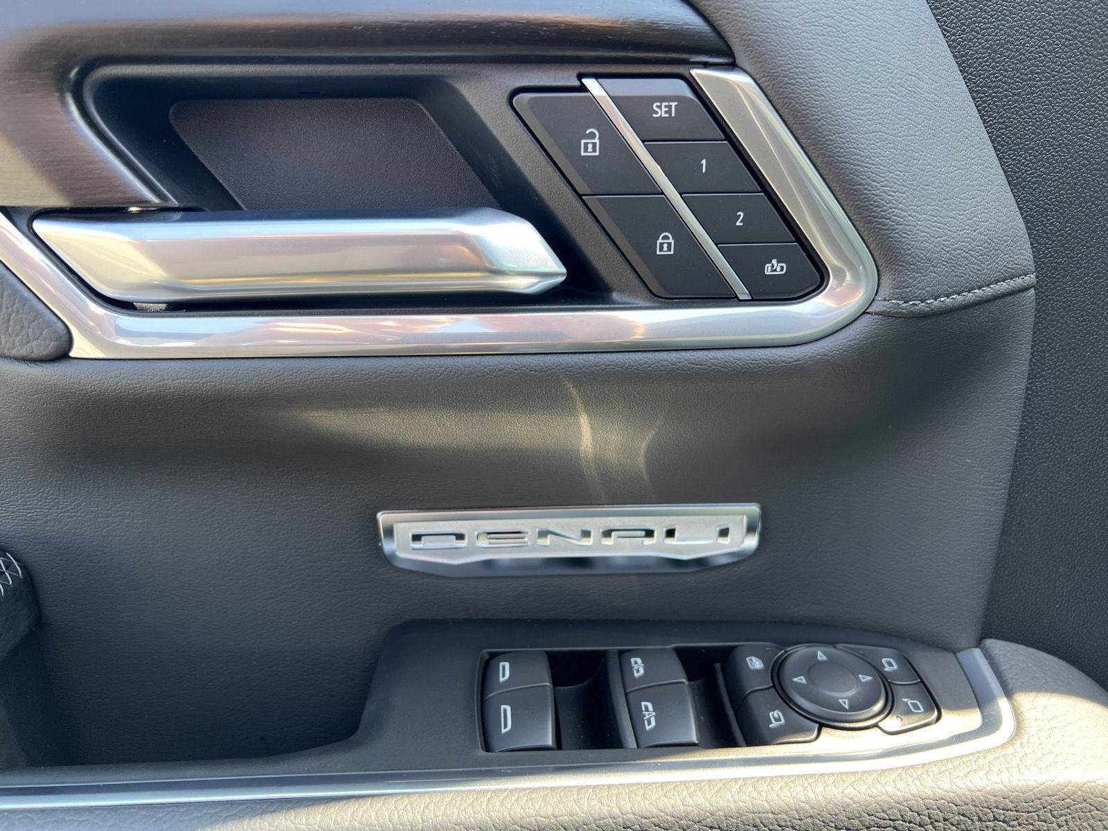 New 2026 GMC Sierra 1500 Denali w/ Denali Reserve Package image 16