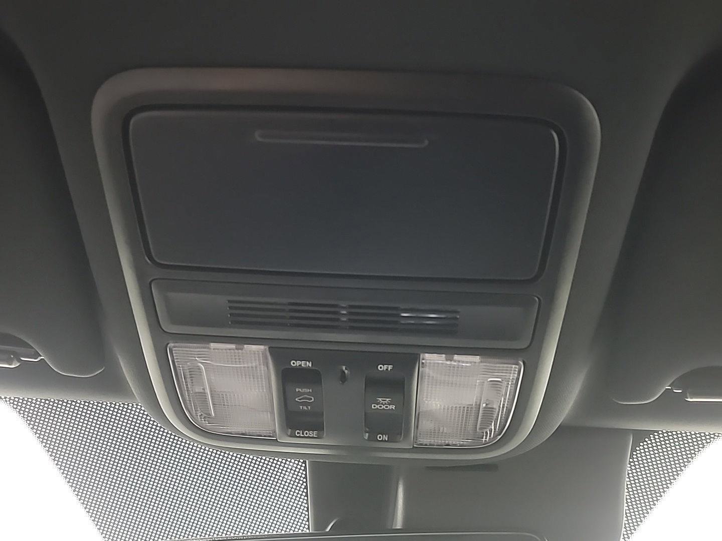 Certified 2022 Honda Passport TrailSport image 32