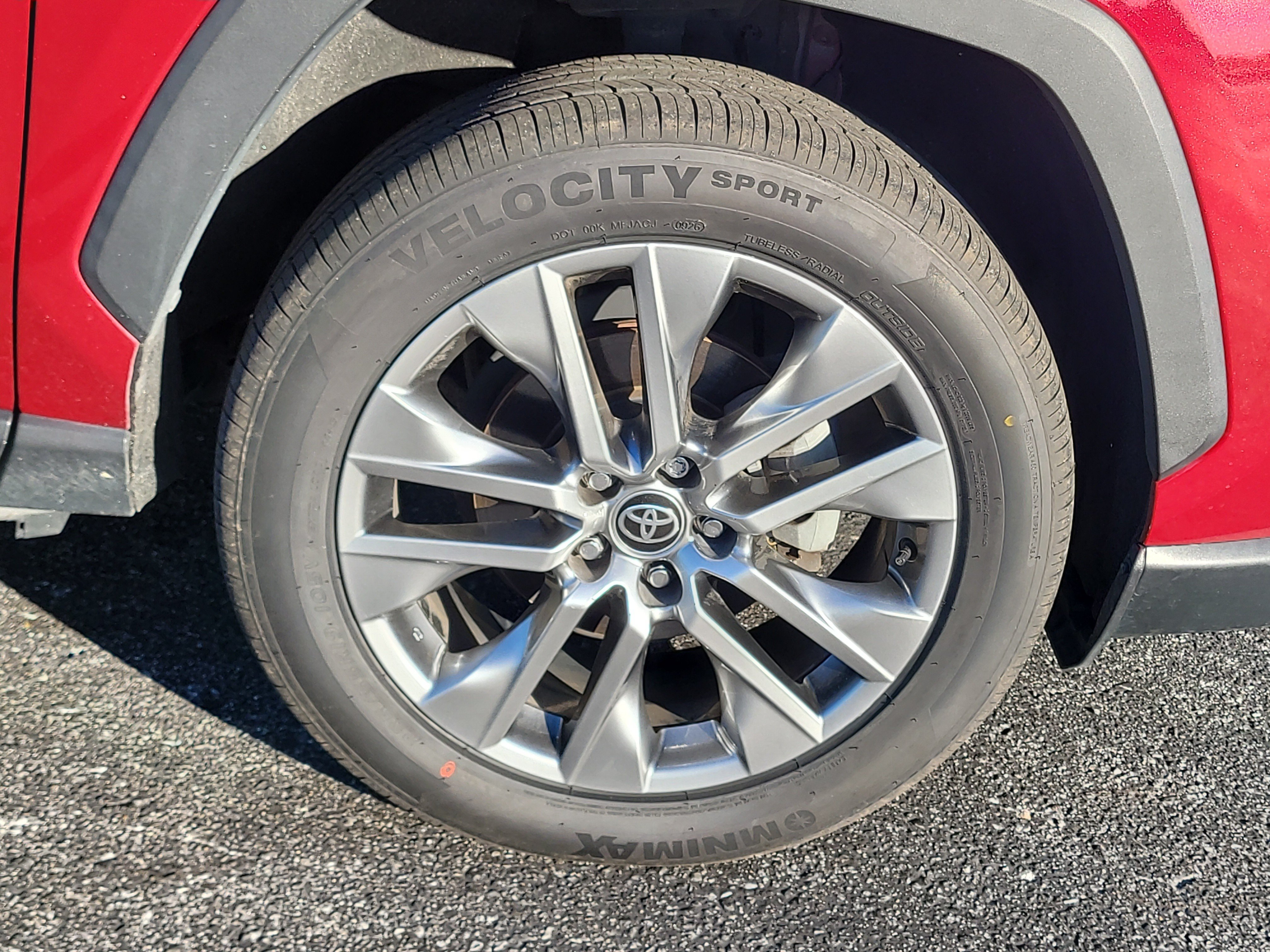 Certified 2023 Toyota RAV4 XLE Premium AWD/4WD image 9