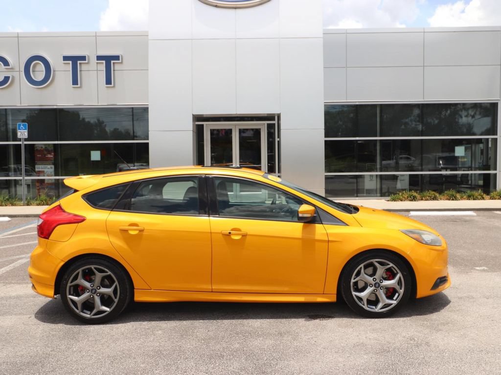 Used 2014 Ford Focus ST w/ Equipment Group 202A FWD image 15
