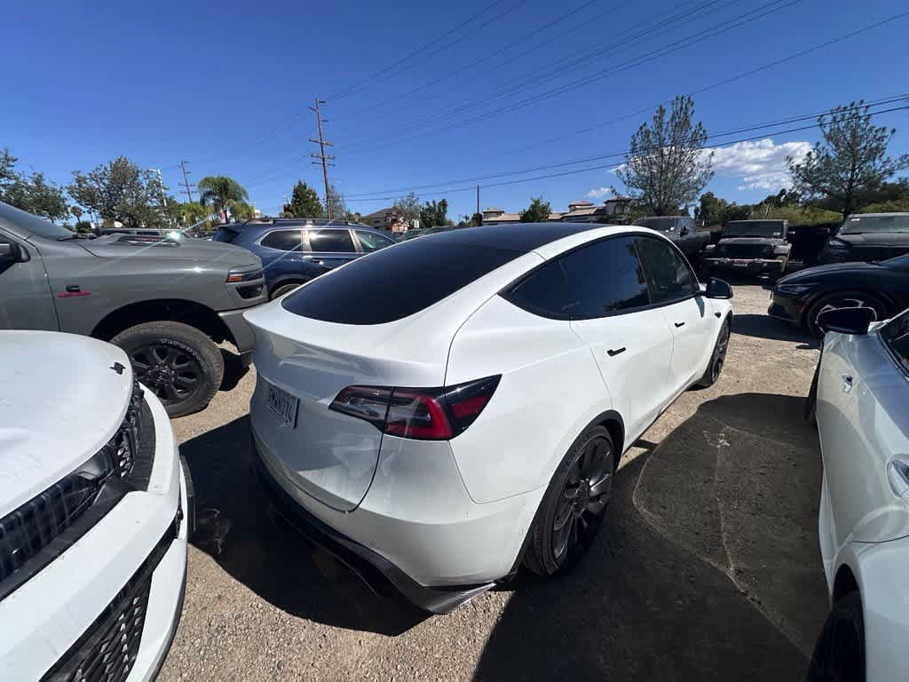 Used 2021 Tesla Model Y Long Range AWD/4WD image 3