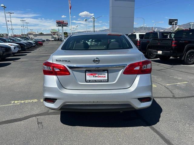 Used 2016 Nissan Sentra S FWD image 10