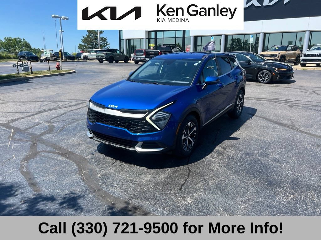 Certified 2024 Kia Sportage EX FWD image 3