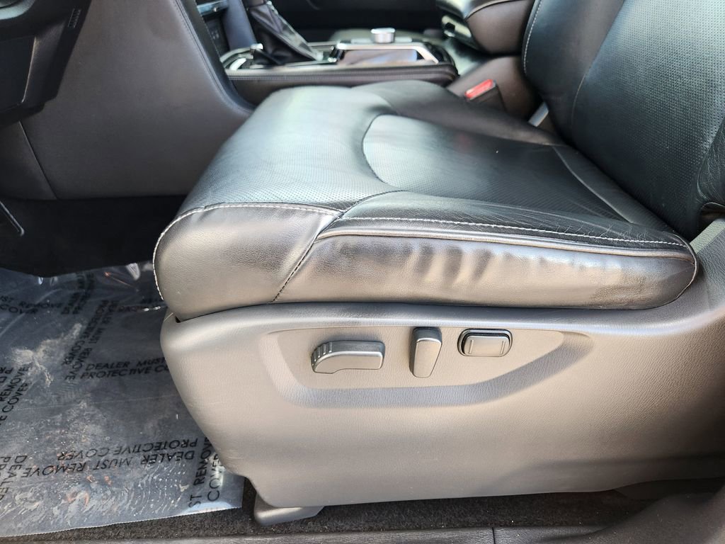 Used 2022 INFINITI QX80 Luxe w/ Cargo Package AWD/4WD image 14