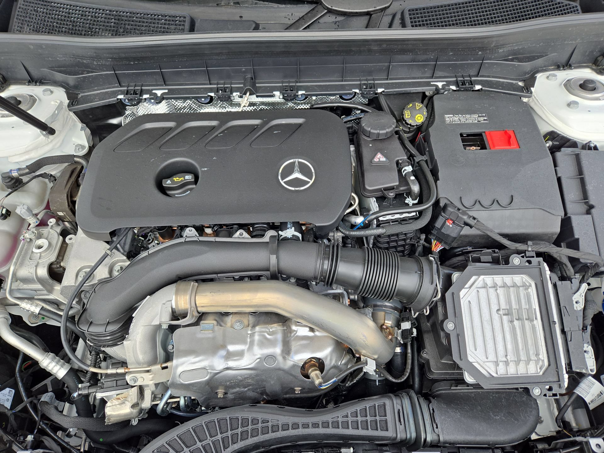 New 2026 Mercedes-Benz GLB 250 image 10