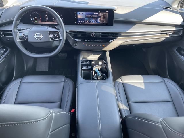 Used 2025 Nissan Murano SV AWD/4WD image 16