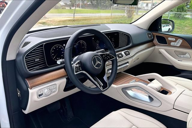 New 2025 Mercedes-Benz GLE 450e 4MATIC image 5