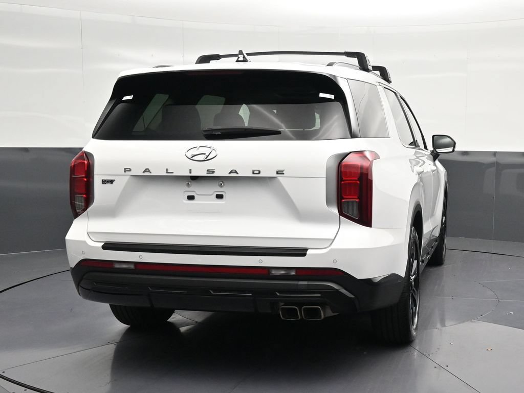 Used 2024 Hyundai Palisade XRT FWD image 2
