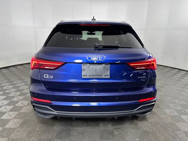 Used 2024 Audi Q3 2.0T Premium image 4