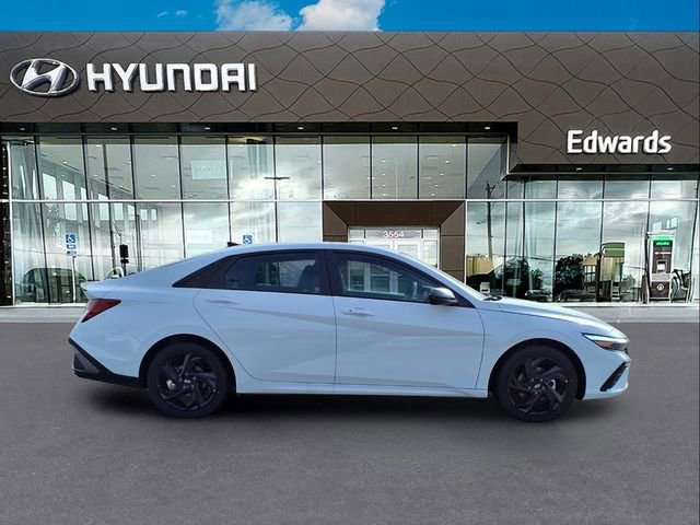 New 2026 Hyundai Elantra Sport image 8