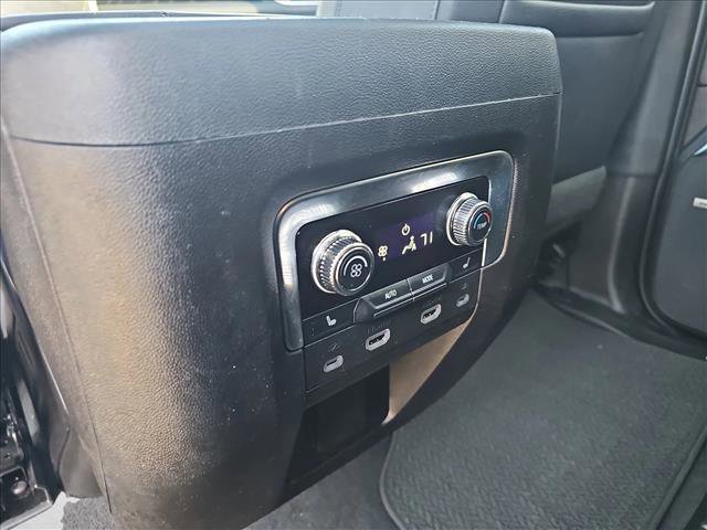 Used 2024 GMC Yukon XL Denali w/ Advanced Technology Package image 21