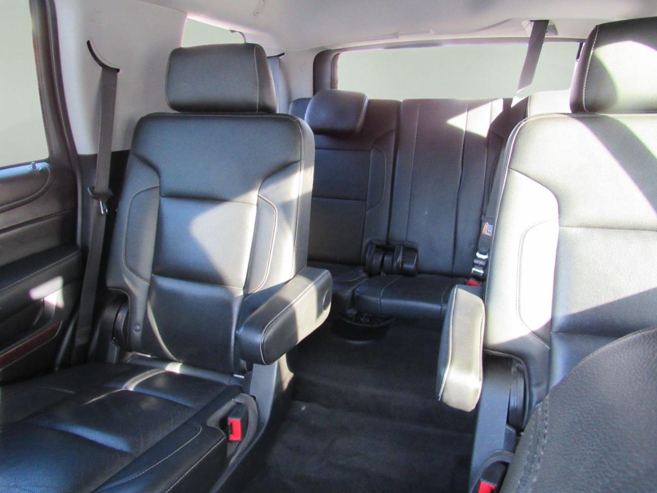 Used 2018 GMC Yukon SLT w/ Open Road Package image 8