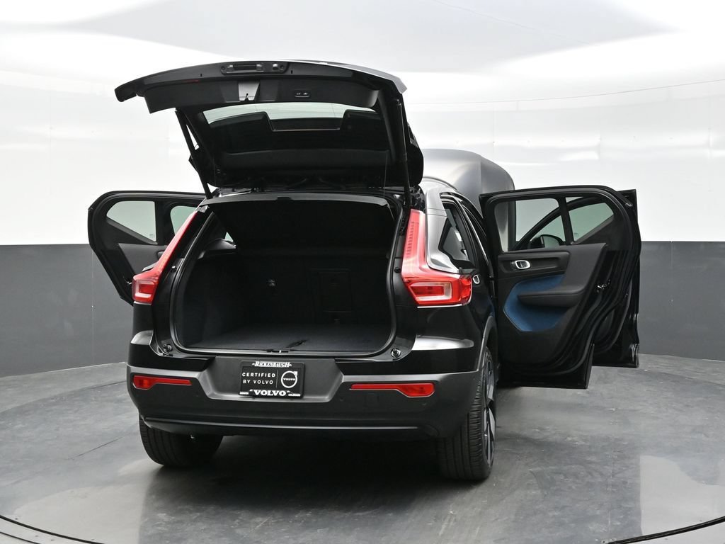 Used 2023 Volvo XC40 Recharge Ultimate w/ Protection Package Premier AWD/4WD image 44