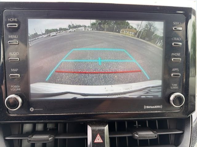 Used 2021 Toyota Corolla LE w/ LE Convenience Package image 9