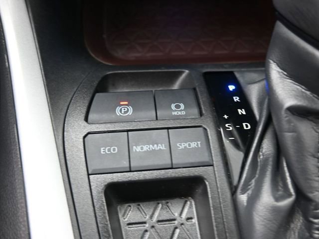 Used 2023 Toyota RAV4 Limited image 9