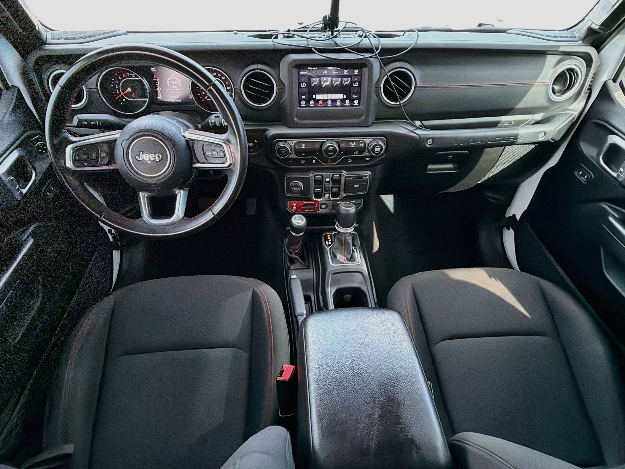 Used 2020 Jeep Wrangler Unlimited Rubicon w/ Quick Order Package 28Y Recon AWD/4WD image 15