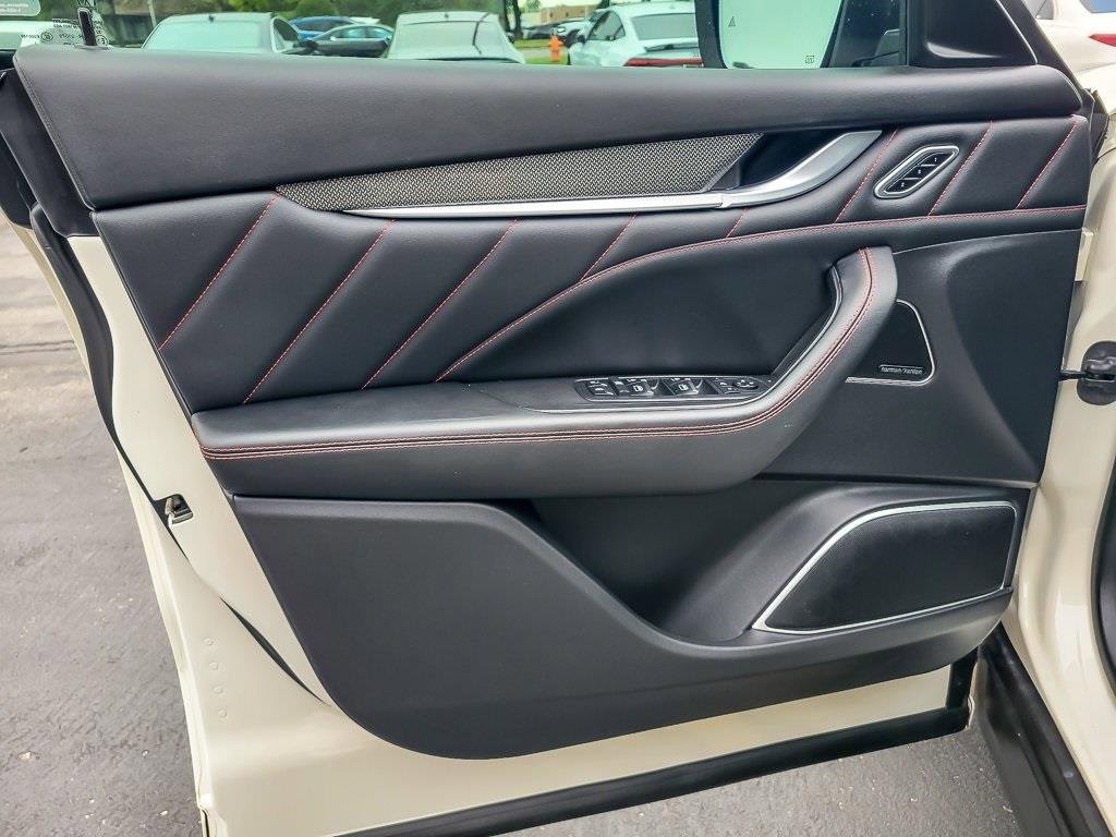 Used 2021 Maserati Levante S GranSport image 19