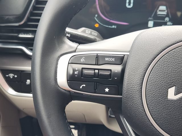 Used 2025 Kia Sportage EX FWD image 29