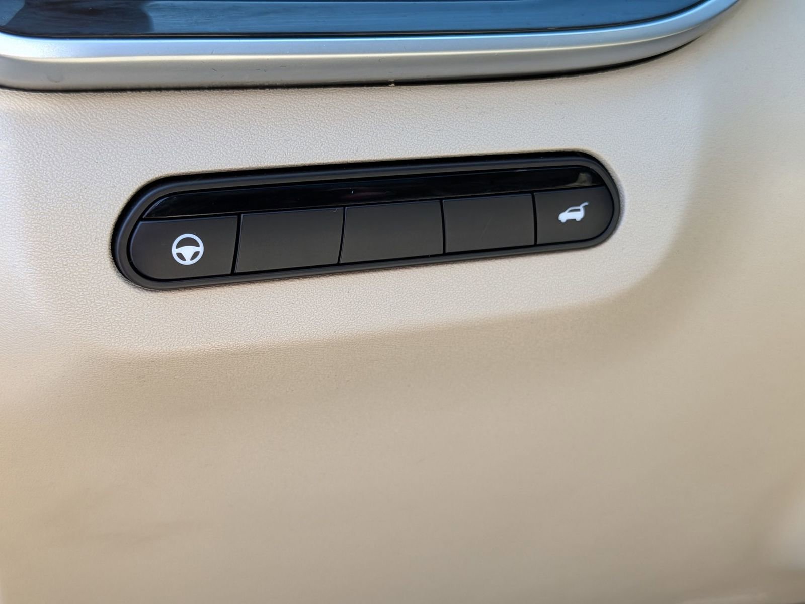 Used 2023 INFINITI QX60 Luxe w/ Cargo Package image 17