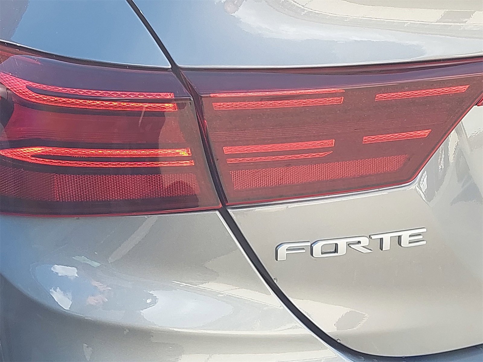 Certified 2023 Kia Forte GT-Line w/ GT-Line Technology Package image 41