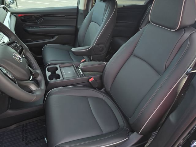New 2026 Honda Odyssey Touring image 15