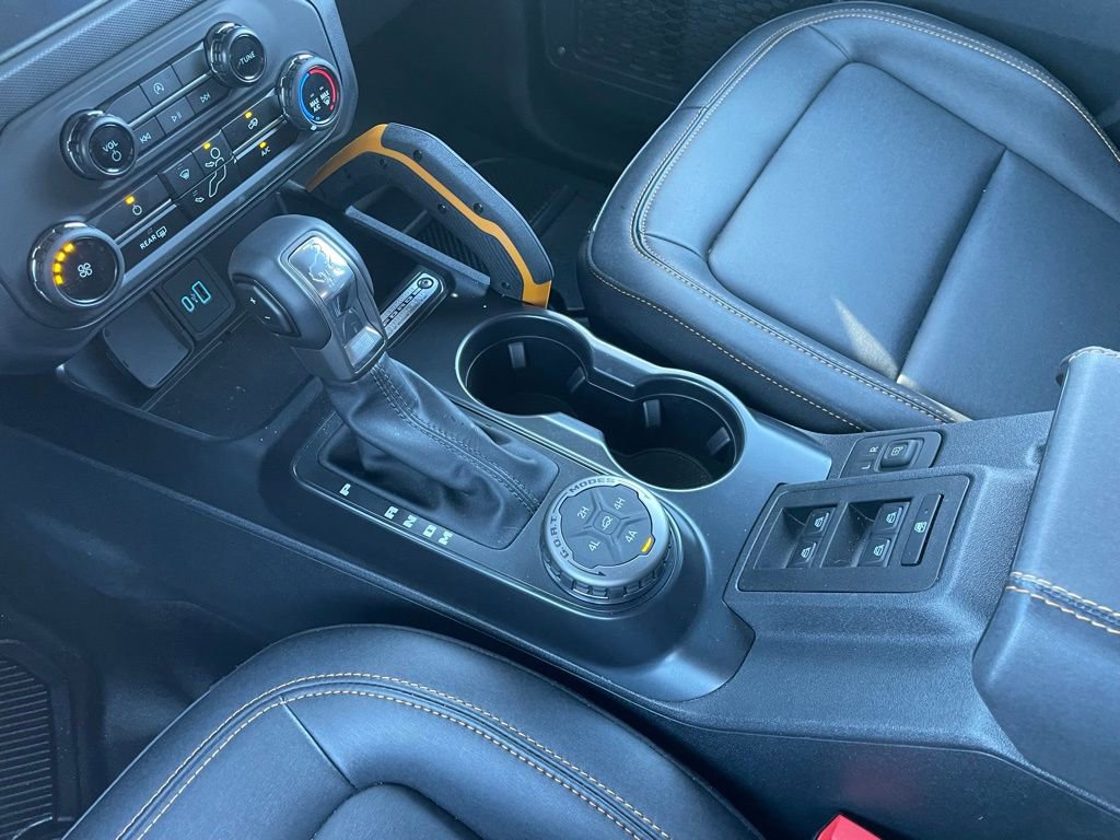 Used 2024 Ford Bronco Badlands image 21