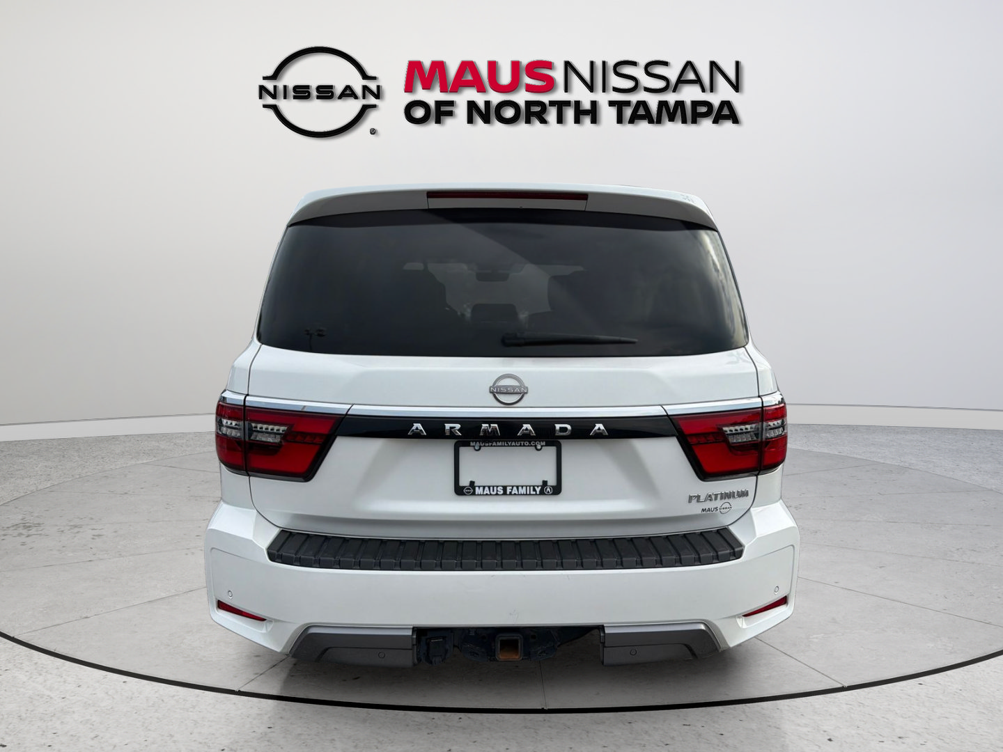 Used 2022 Nissan Armada Platinum w/ Captain's Chairs Package RWD image 7