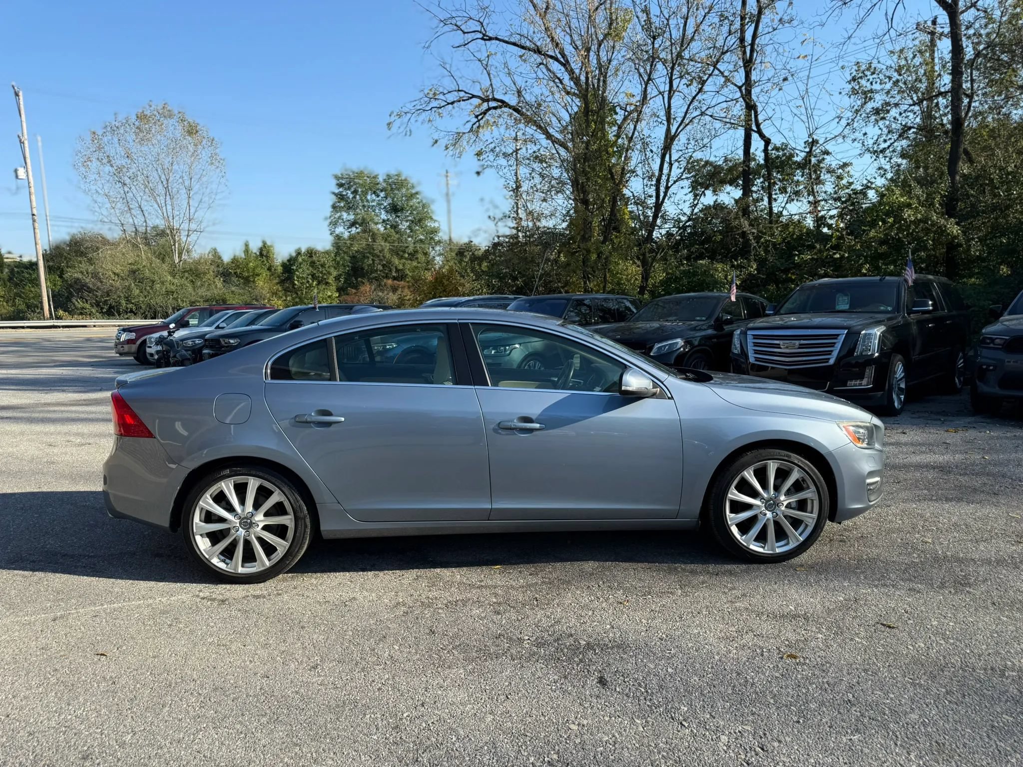 Used 2018 Volvo S60 T5 Inscription Platinum AWD/4WD image 3