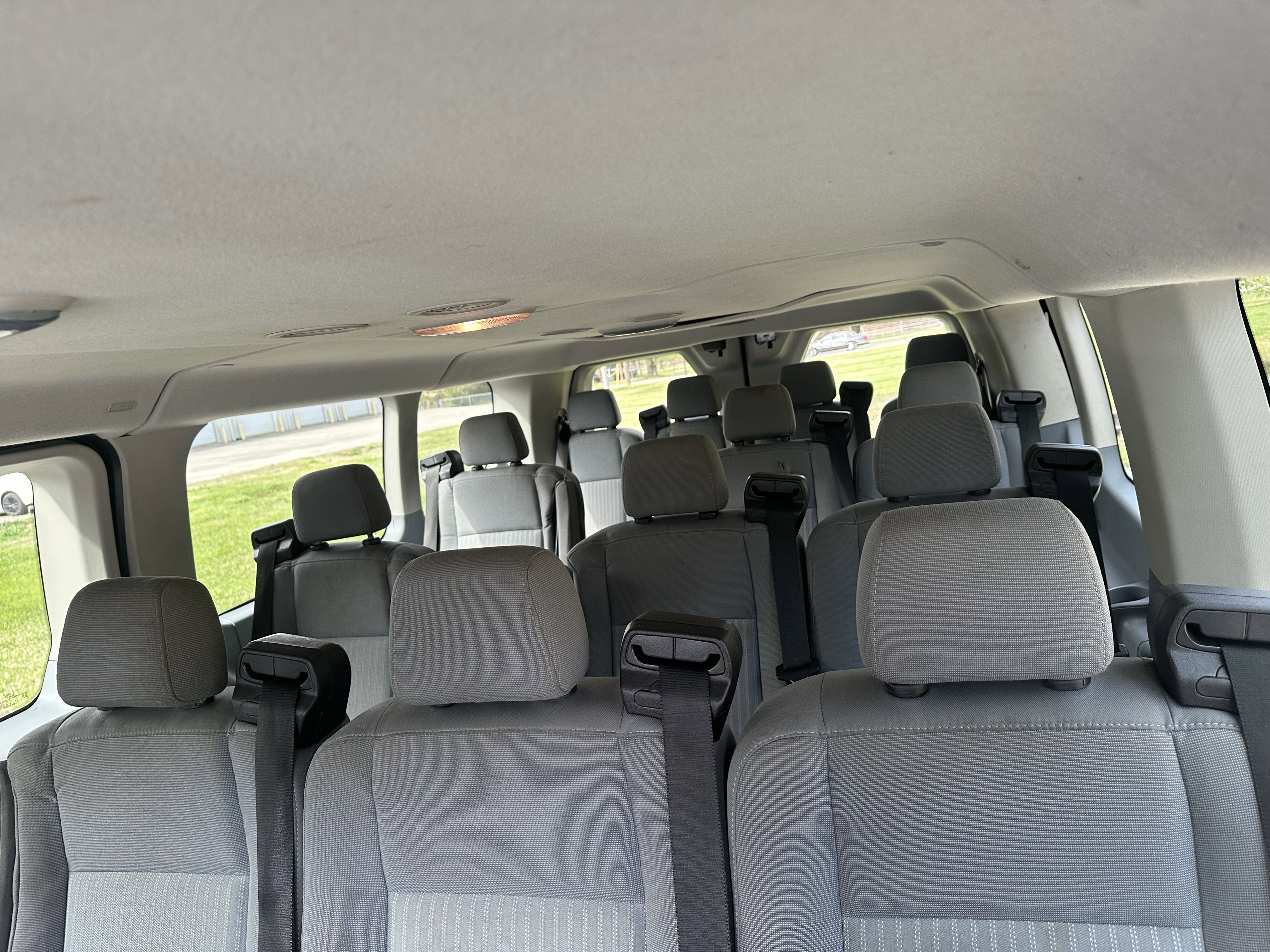 Used 2017 Ford Transit 350 XLT image 11