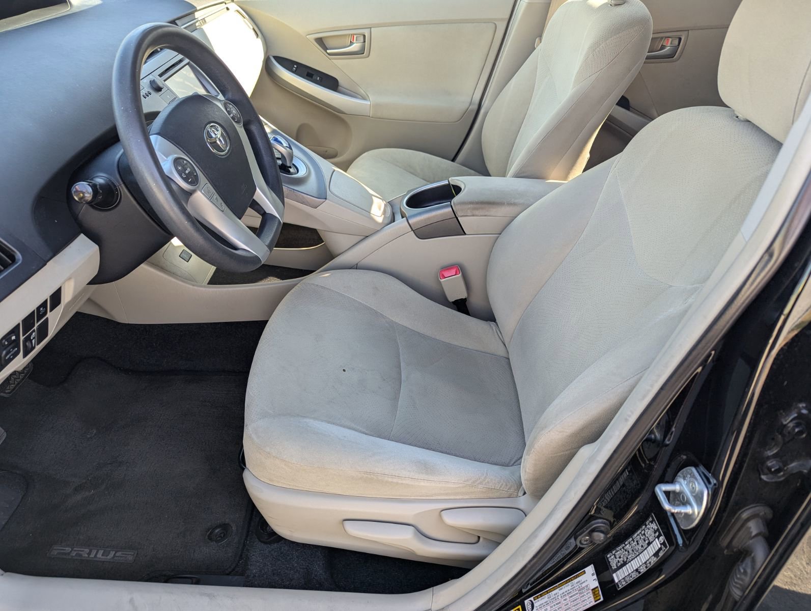 Used 2012 Toyota Prius Three w/ Solar Roof Pkg FWD image 10