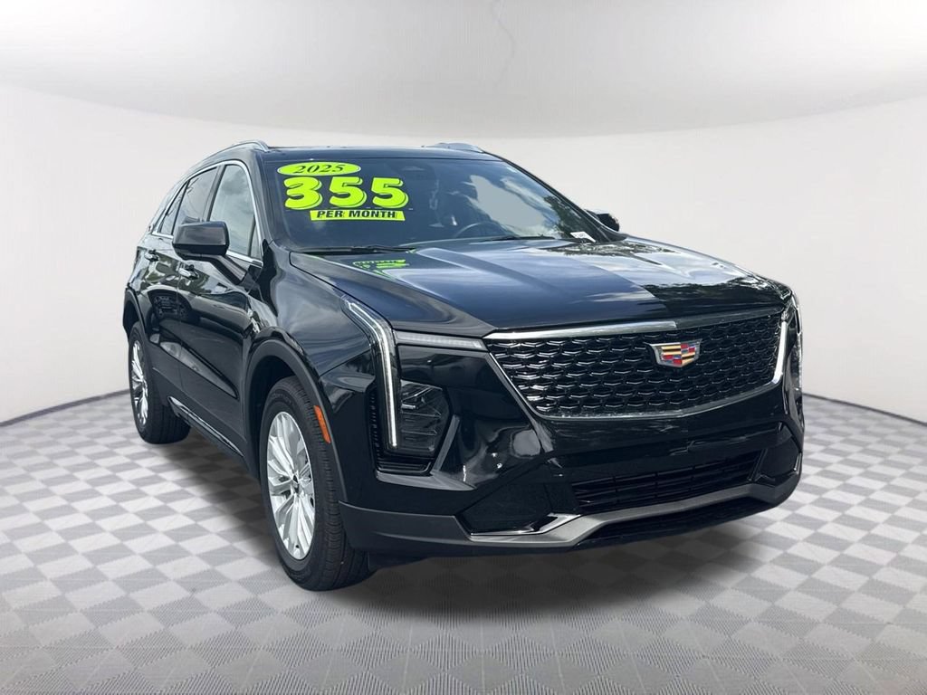 Used 2025 Cadillac XT4 Premium Luxury AWD/4WD image 3