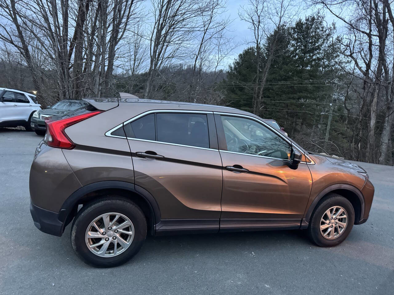 Used 2019 Mitsubishi Eclipse Cross ES image 6