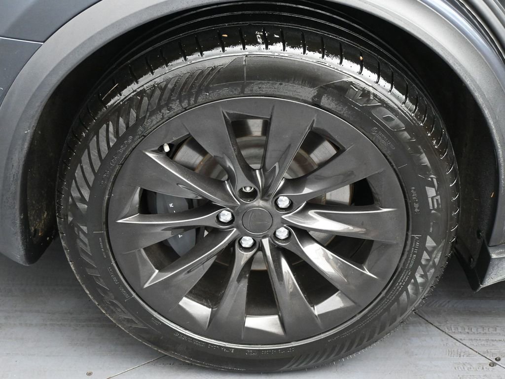 Used 2020 Tesla Model X Long Range image 38