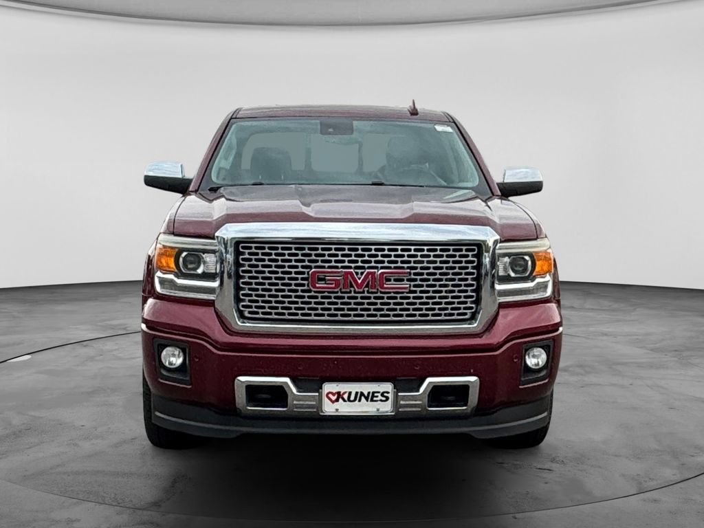 Used 2015 GMC Sierra 1500 Denali w/ Driver Alert Package AWD/4WD image 2