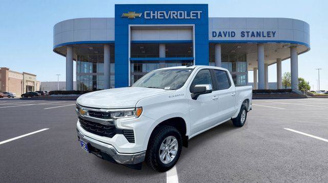 Used 2025 Chevrolet Silverado 1500 LT AWD/4WD image 1