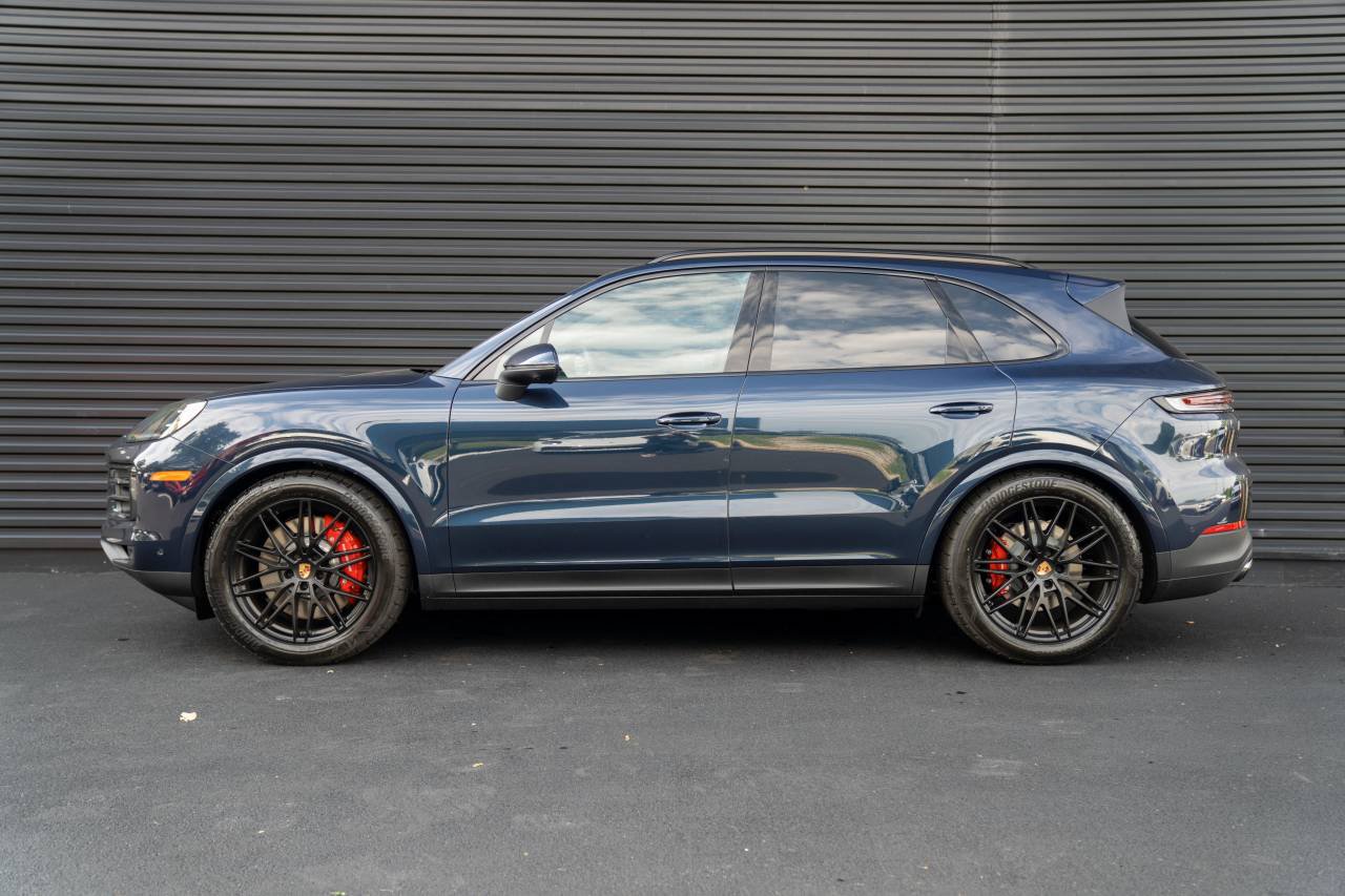 New 2026 Porsche Cayenne S AWD/4WD image 2