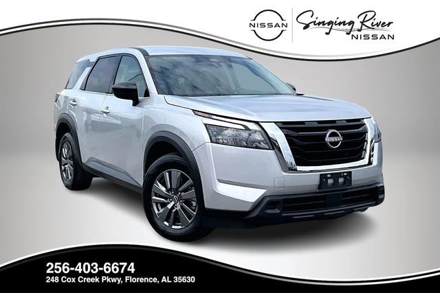 Certified 2025 Nissan Pathfinder S image 1