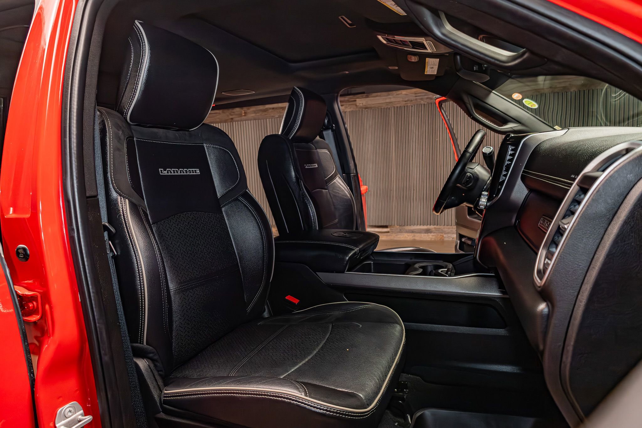 Used 2020 RAM 3500 Laramie AWD/4WD image 26