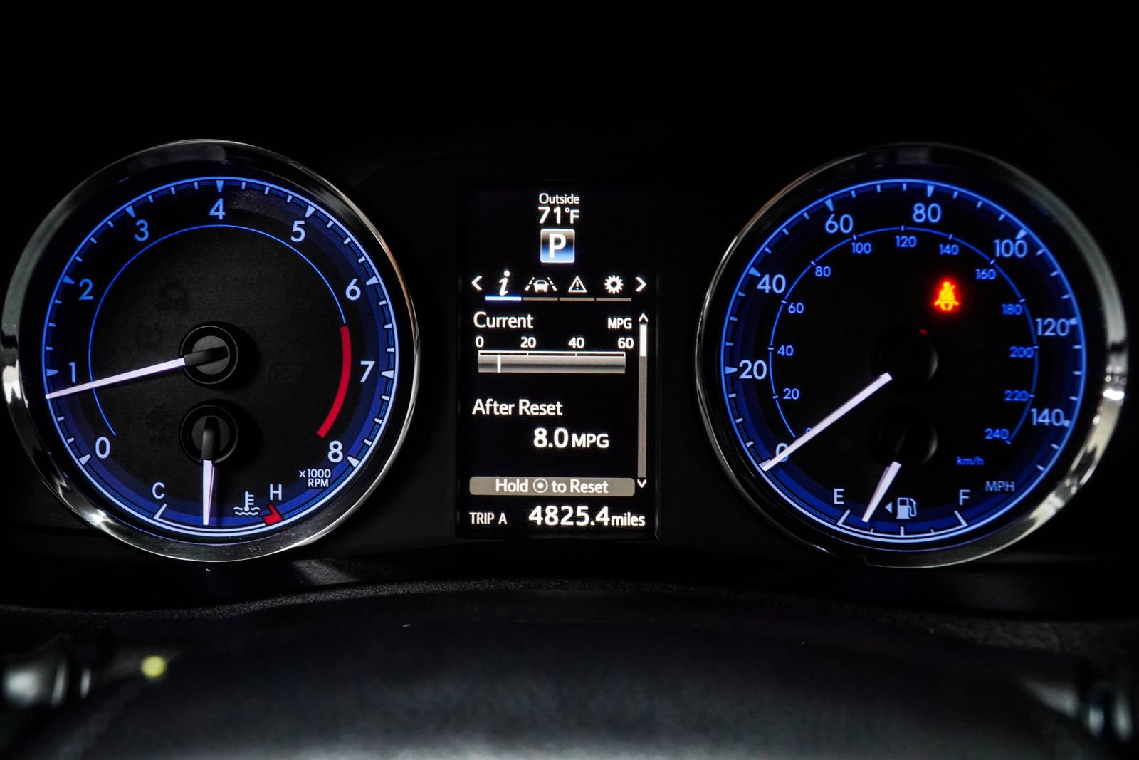 Used 2018 Toyota Corolla SE image 31