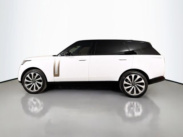 New 2026 Land Rover Range Rover SV image 8