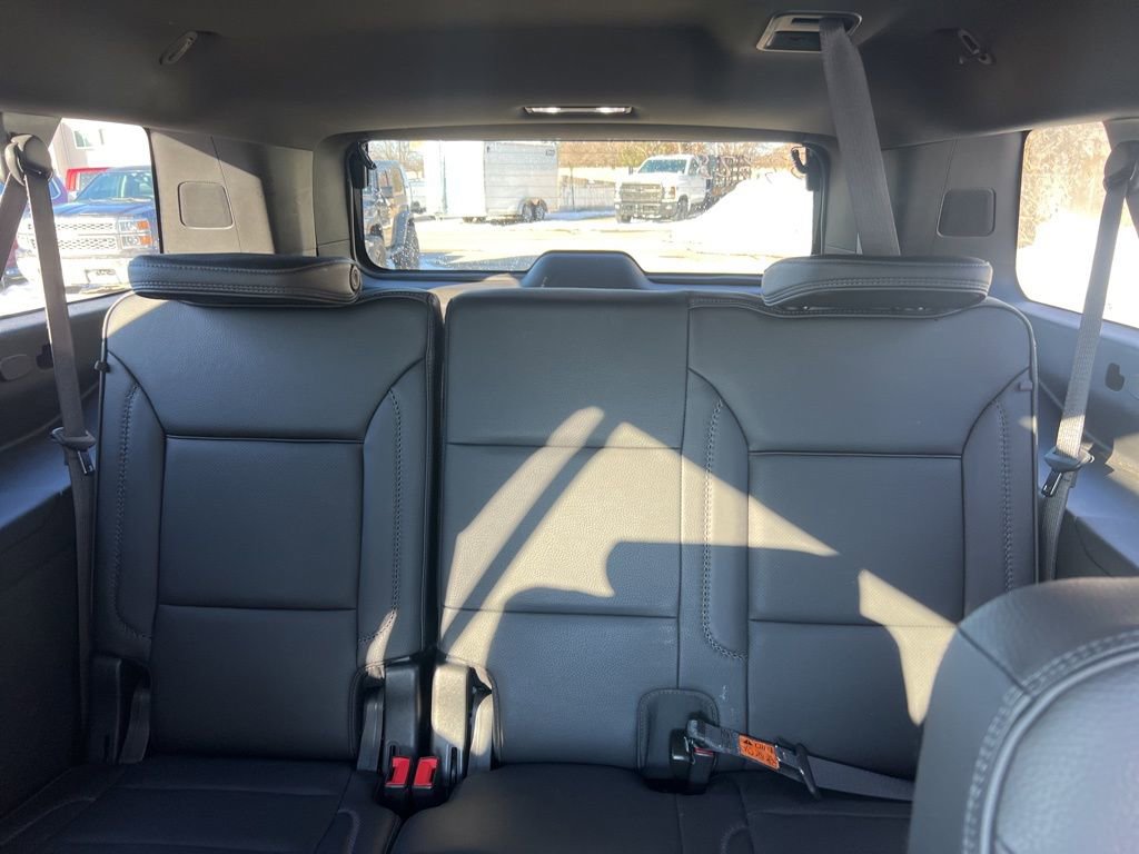 Used 2022 GMC Yukon XL Denali image 33