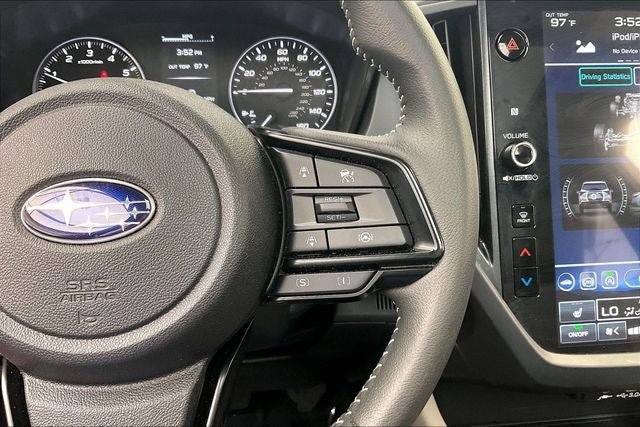 Used 2025 Subaru Forester Premium AWD/4WD image 24