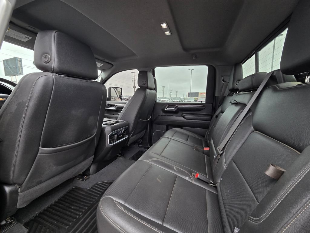 Used 2024 Chevrolet Silverado 2500 LTZ w/ LTZ Convenience Package AWD/4WD image 27