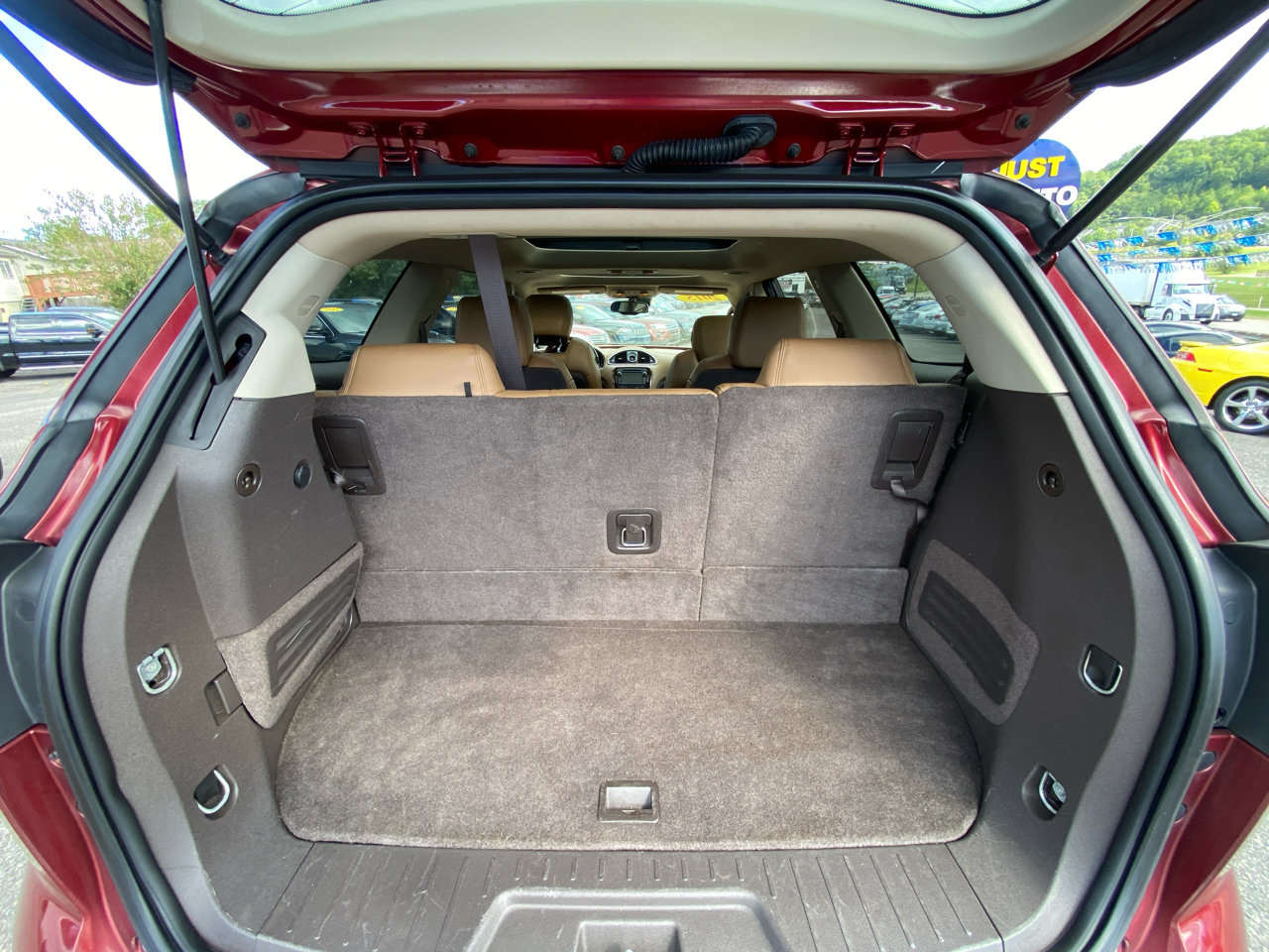 Used 2015 Buick Enclave Premium w/ Trailering Package image 21