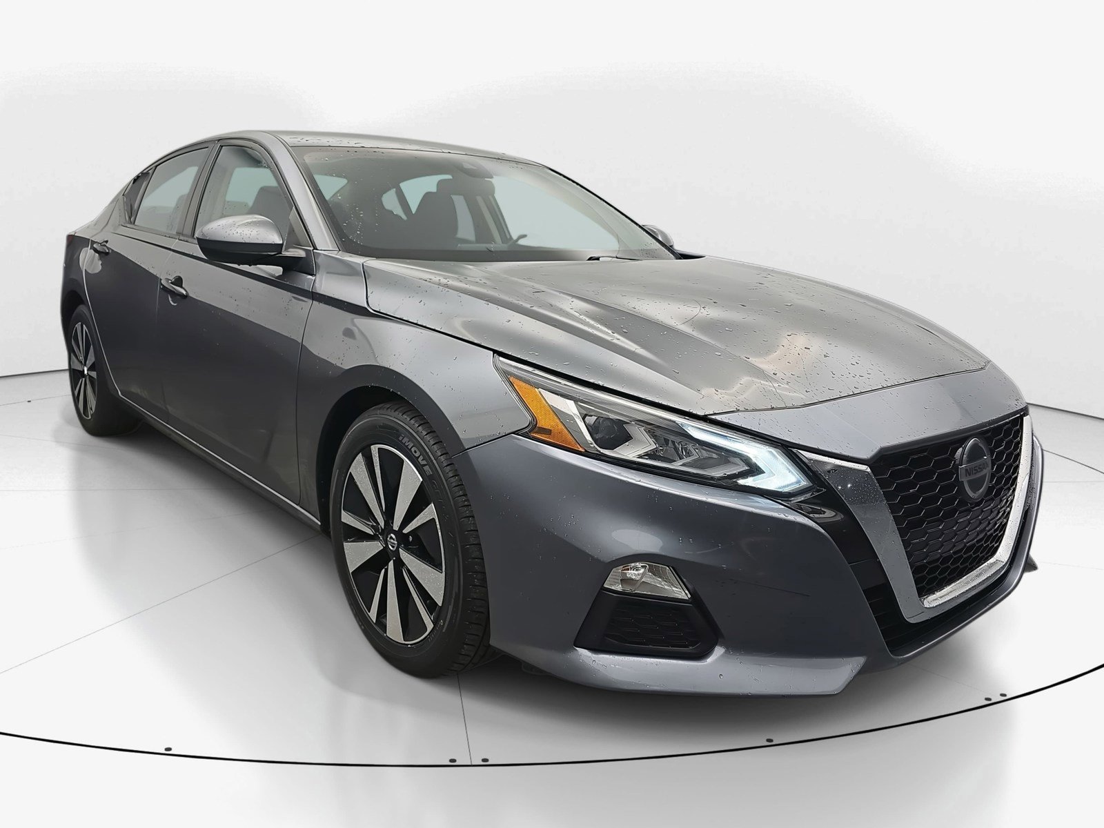 Used 2022 Nissan Altima 2.5 SV FWD image 2
