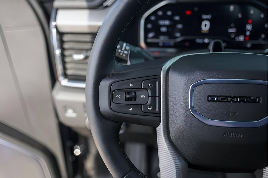 Used 2025 GMC Sierra 1500 Denali image 17