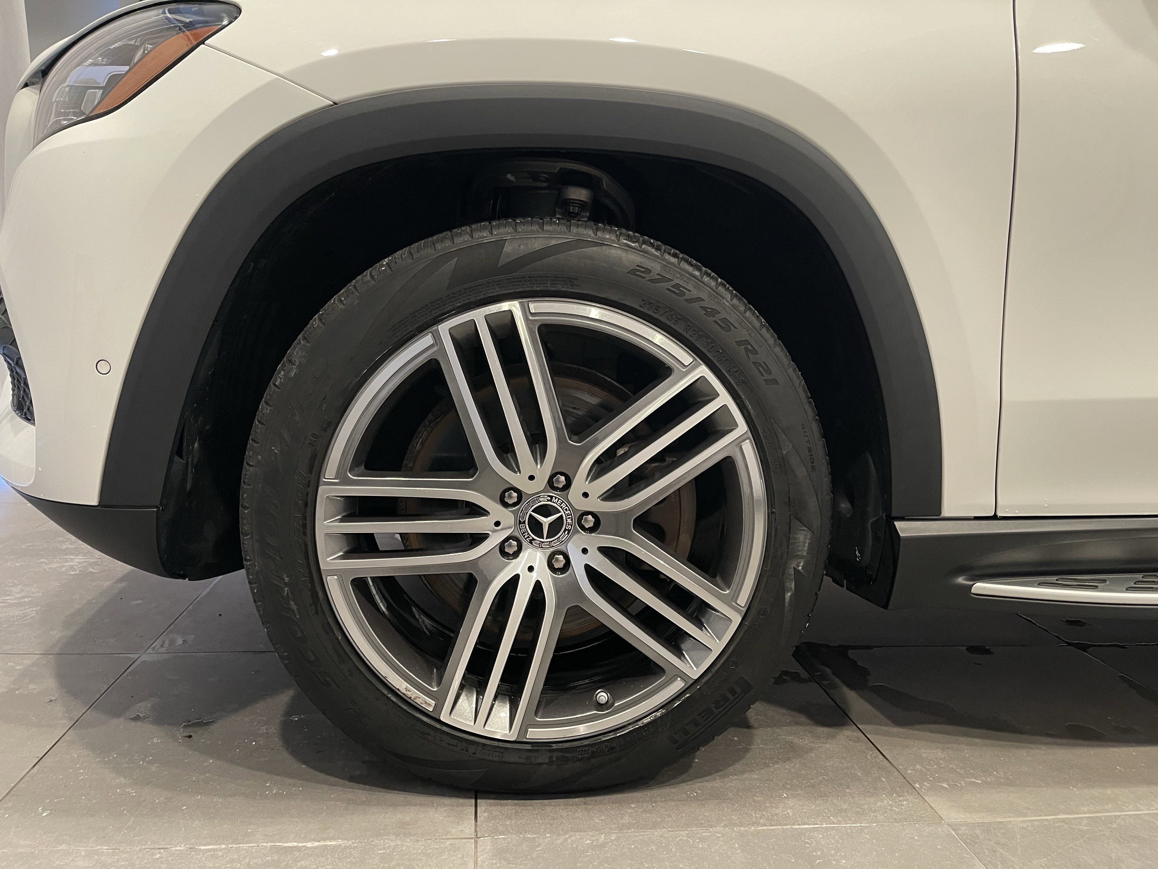 Used 2022 Mercedes-Benz GLS 450 4MATIC image 8