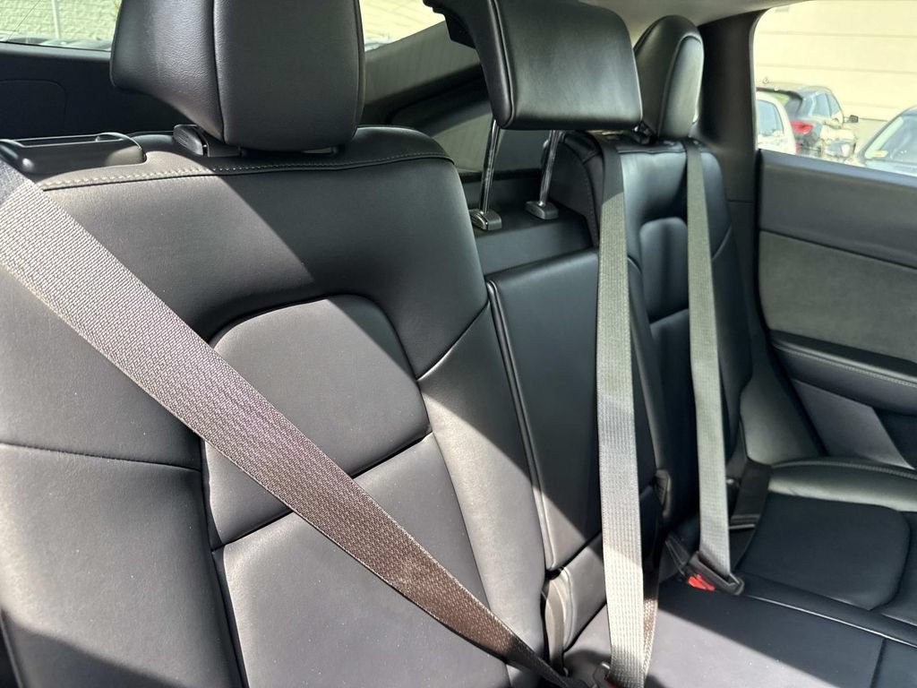 Used 2022 Tesla Model Y Performance AWD/4WD image 38