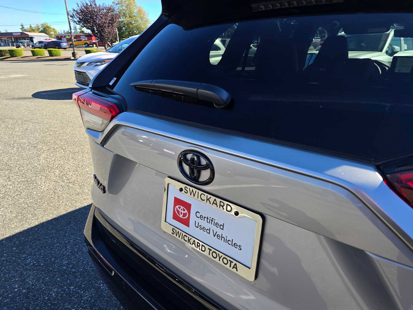 Used 2024 Toyota RAV4 XSE w/ Weather Package image 15